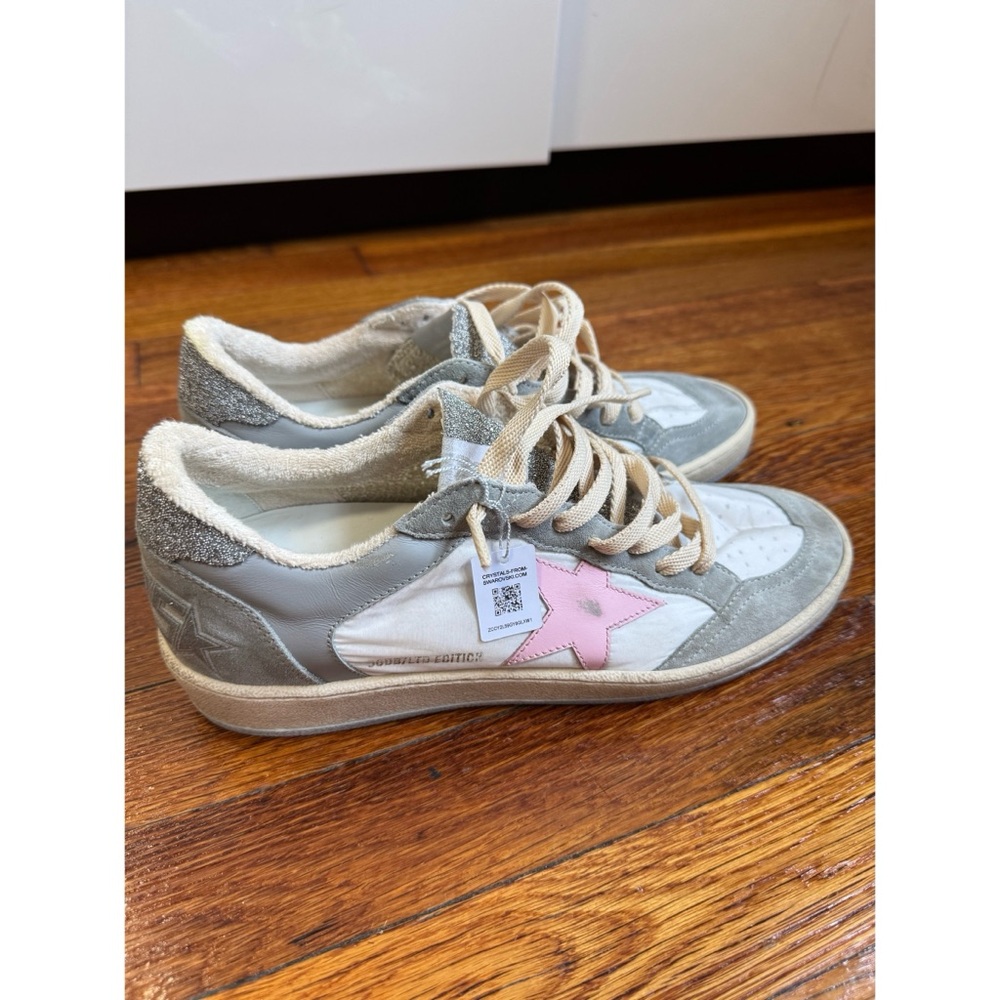 Golden Goose Ball Star low-top sneakers with
Swarovski crystals
Brand NEW! - Picture 7 of 11